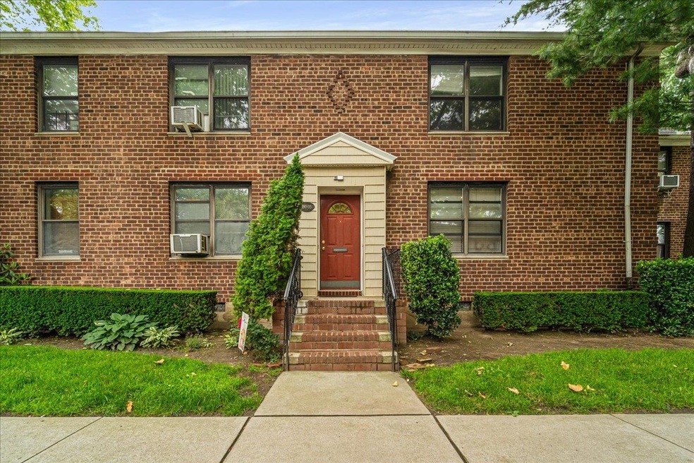 Pending $249,000 • Co-Listing Agent