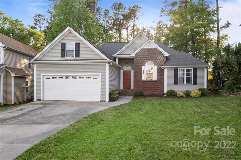 472 Riverglen Dr NW, Concord, NC 28027 - photo 1