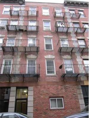 25 Clark St unit 5, Boston, MA 02109 - photo 1