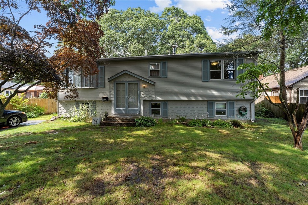 99 Marshall Ave, Warwick, RI 02886 - photo 1