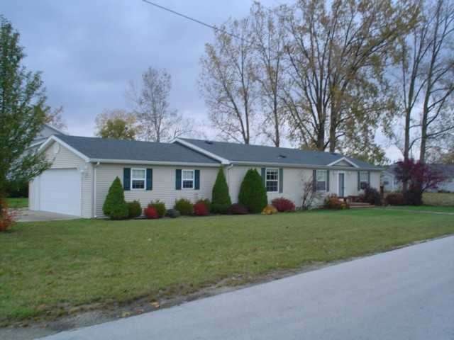 432 Grand Ave, Woodville, OH 43469 - photo 1