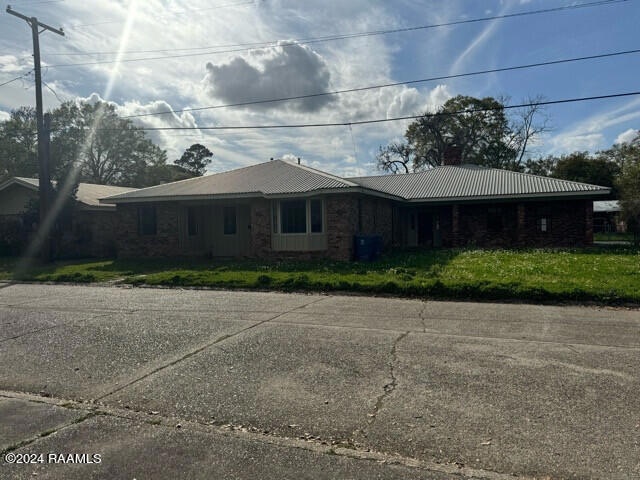 Sold • Co-Listing Agent