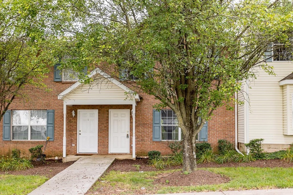 532 Pheasant Run Cir, Harrisonburg, VA 22801 - photo 1