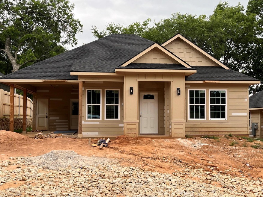 755 N Eddy Ave, Denison, TX 75020 - photo 1