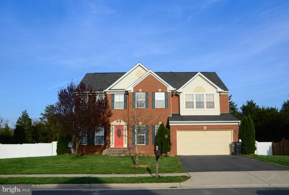 8497 Lanier Overlook Ct, Bristow, VA 20136 - photo 1