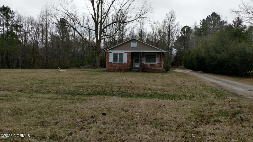 21363 Hwy 2120 front of property