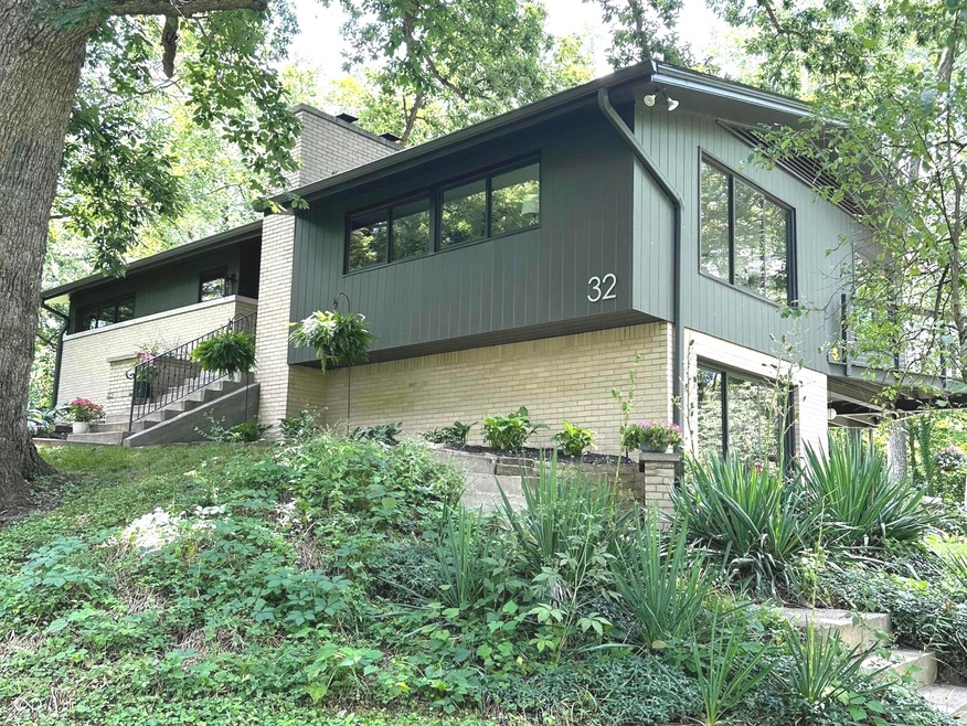 32 Circle Dr, Carmel, IN 46032 - photo 1