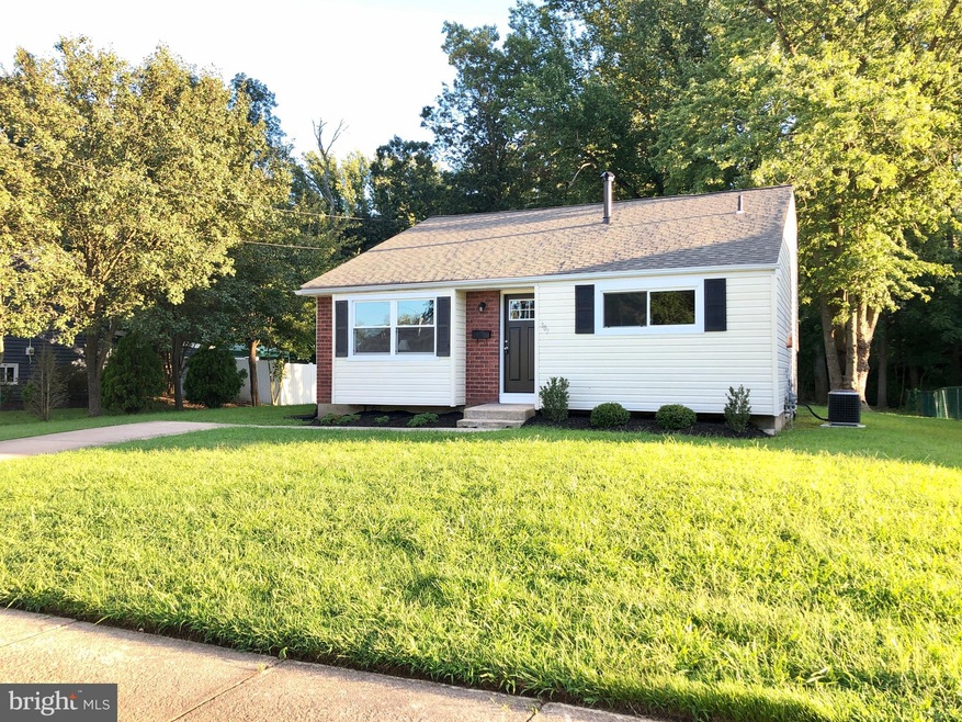 307 Montgomery Dr, Mantua, NJ 08051 - photo 1