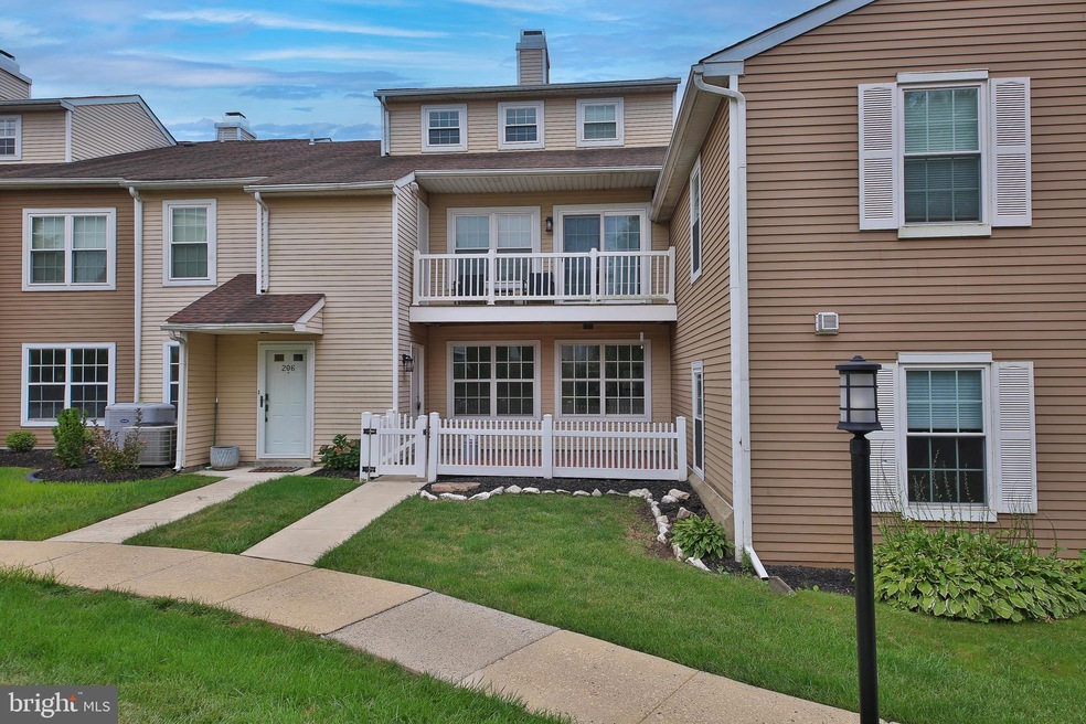 207 Ferris Ln unit B7, Doylestown, PA 18901 - photo 1