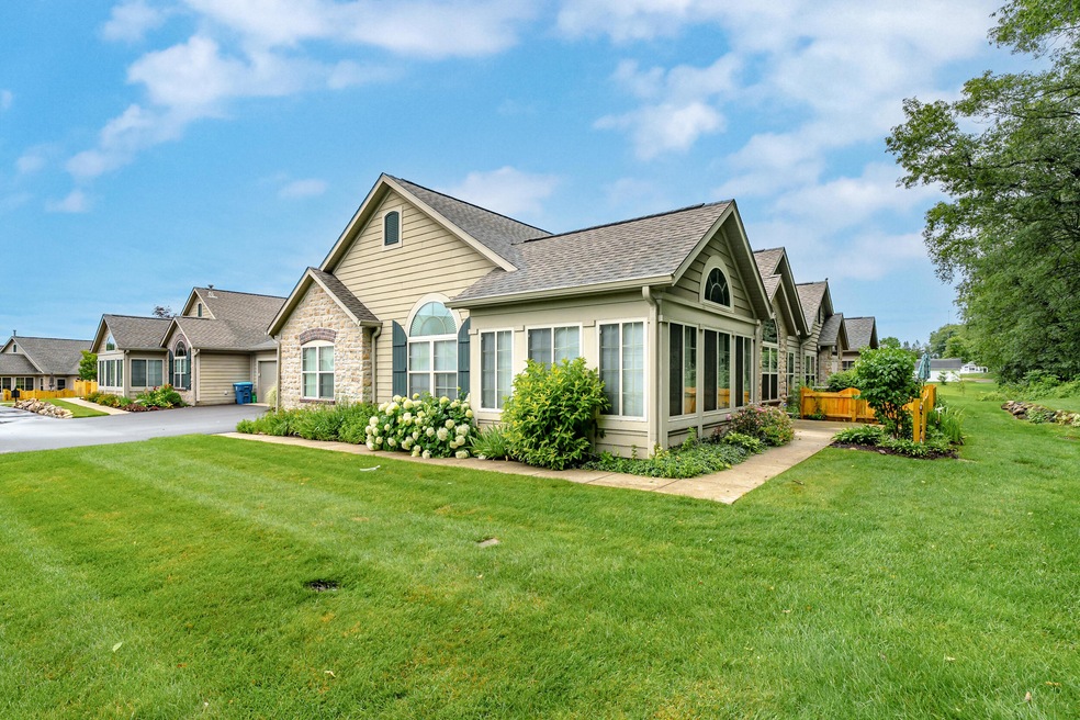Bluestone_Circle_2645_Kalamazoo_49009-1