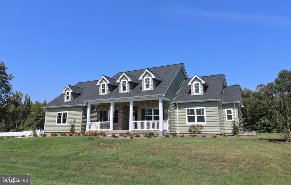 209 Dismondy Dr, Huntingtown, MD 20639 - photo 1