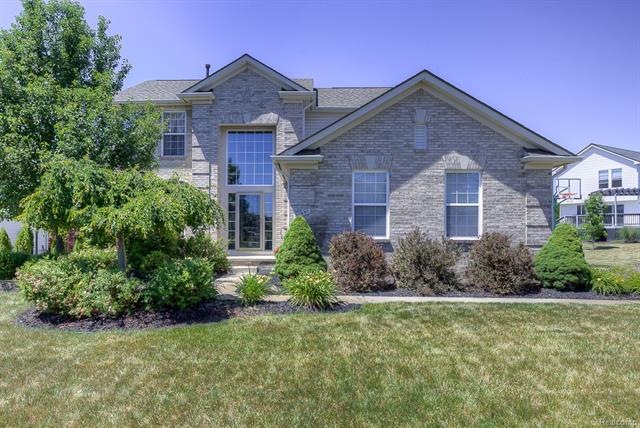 27550 cardinal court (1).jpg