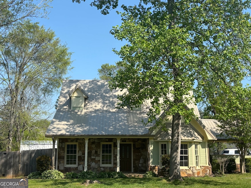 Sold $284,900