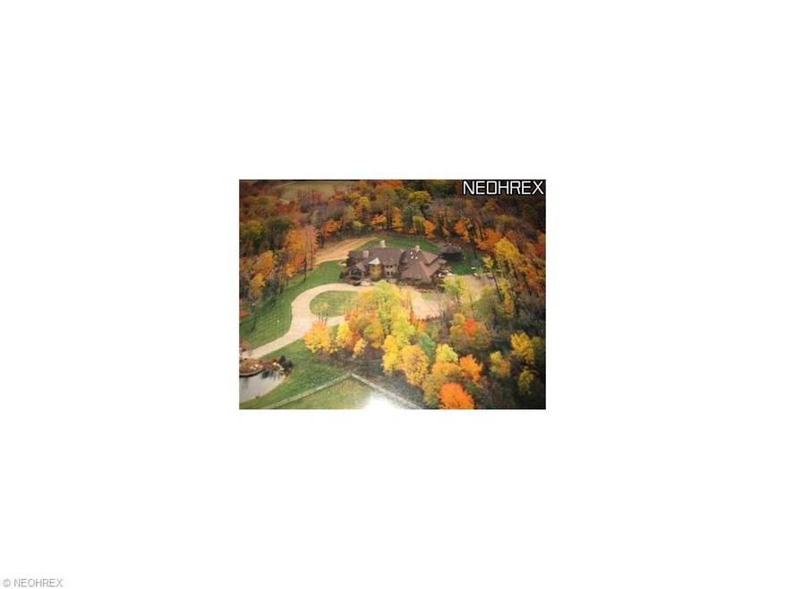 Spectacular views of fall foliage are available fr