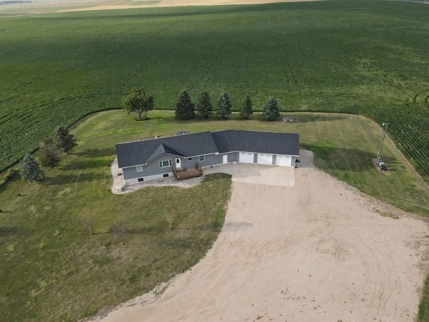 30780 128th St, Selby, SD 57472 - photo 1