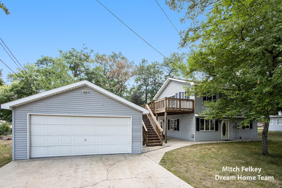 12775 Russell Dr, Wayland, MI 49348 - photo 1