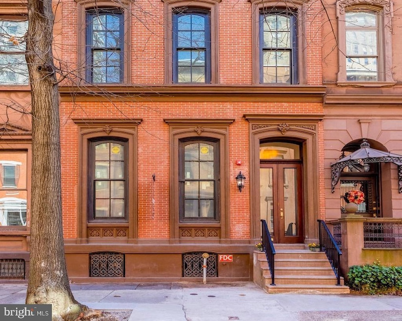 For Sale $765,000 • Co-Listing Agent