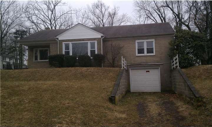 206 E Spruce St, Perkasie, PA 18944 - photo 1