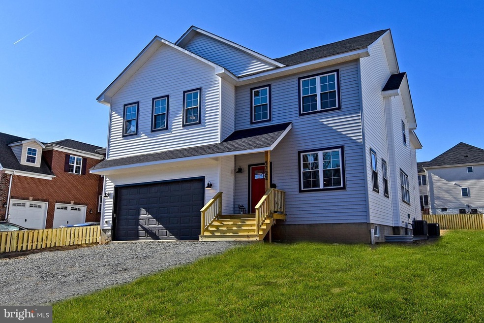 5722 Magnolia Ln, Falls Church, VA 22041 - photo 1