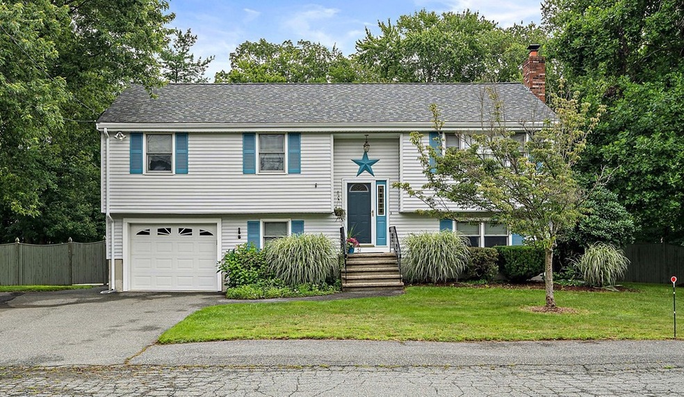 51 Winding Way, Rockland, MA 02370 - photo 1