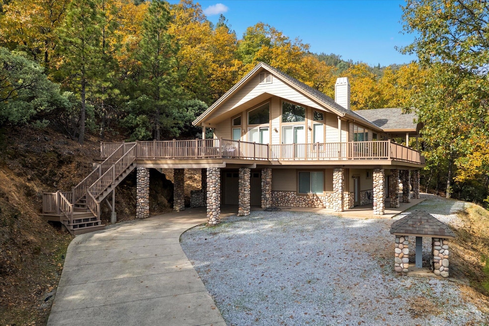 For Sale $775,000 • Co-Listing Agent