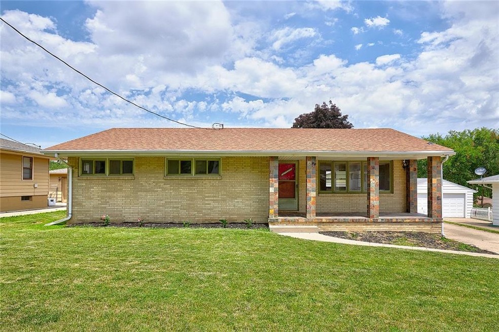 2640 Hull Ave, Des Moines, IA 50317 - photo 1