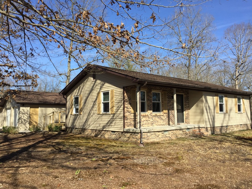 227 Briarwood Dr, Manchester, TN 37355 - photo 1