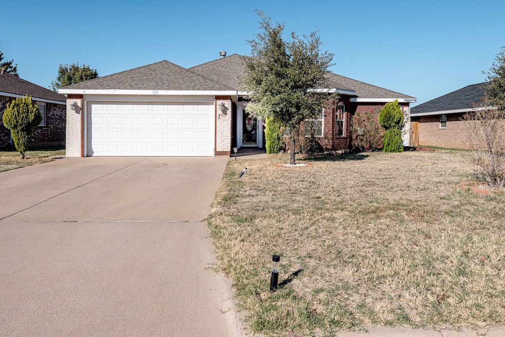 250 Sugarberry Ave, Abilene, TX 79602 - photo 1