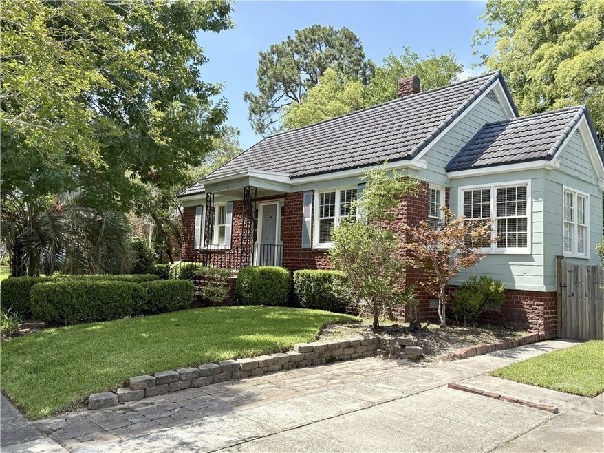 616 E 52nd St, Savannah, GA 31405 - photo 1