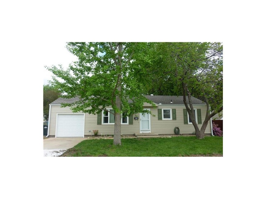 11214 W 70th Terrace, Shawnee, KS 66203 - photo 1