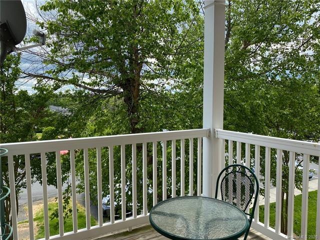 Welcome to 9869 Hyde Glen Court & Your Very Own Pr
