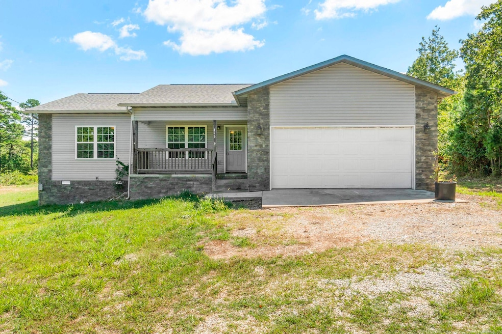 476 Jimmy Mitchell Rd, Mountain View, AR 72560 - photo 1