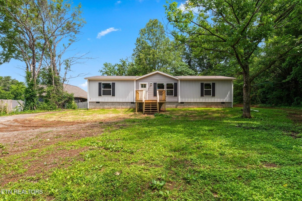 Pending $258,500 • Co-Listing Agent