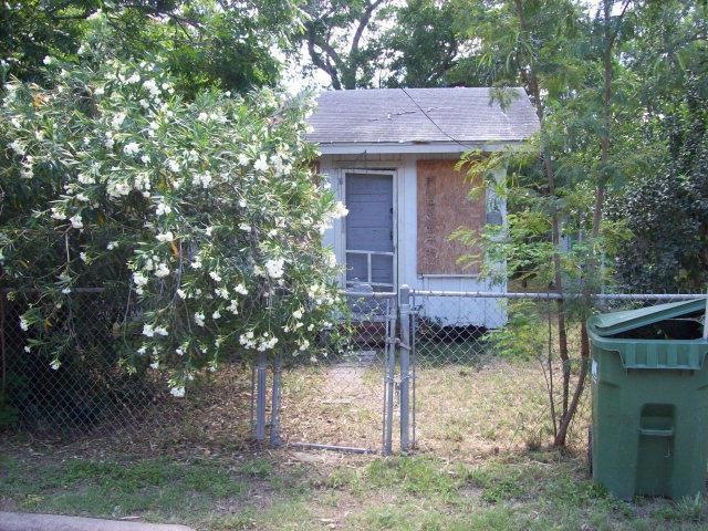 104 N Libertad St, Weslaco, TX 78596 - photo 1