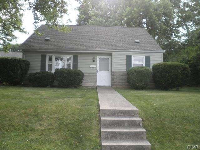 1707 Holly Place, Bethlehem, PA 18018 - photo 1