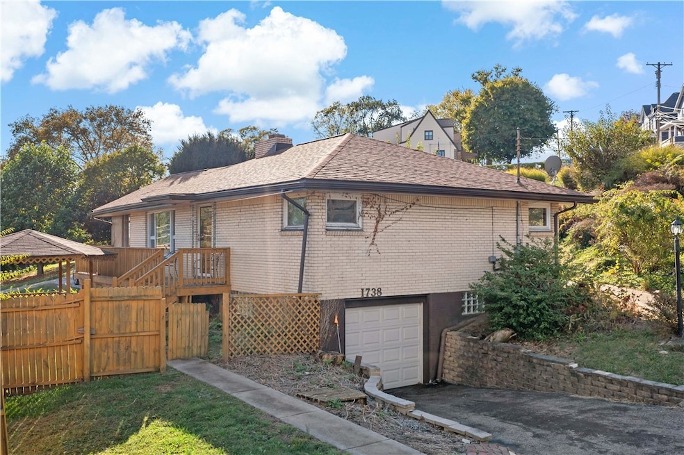 1738 Pleasant Ave, West Mifflin, PA 15122 - photo 1