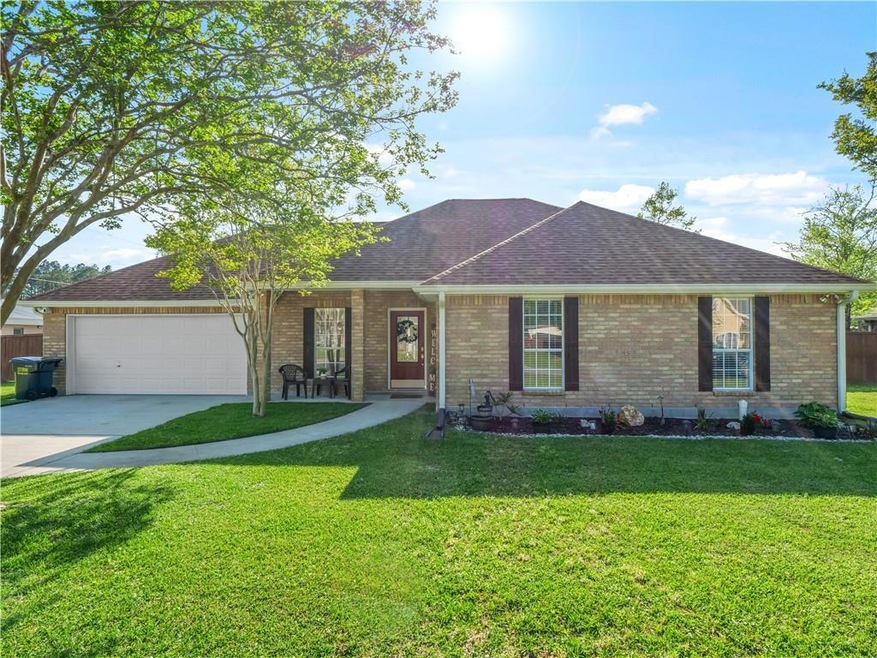 64563 Venture Dr, Pearl River, LA 70452 - photo 1