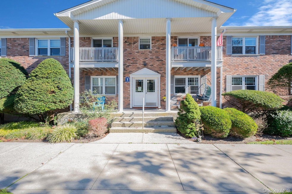 For Sale $325,000 • Co-Listing Agent