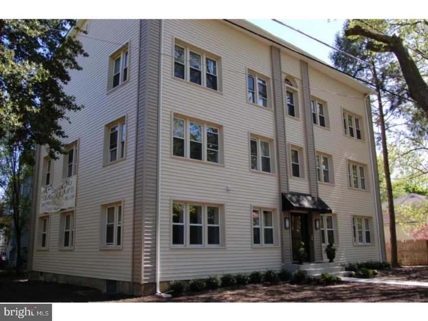 2 Memorial Ave unit 2, Palmyra, NJ 08065 - photo 1