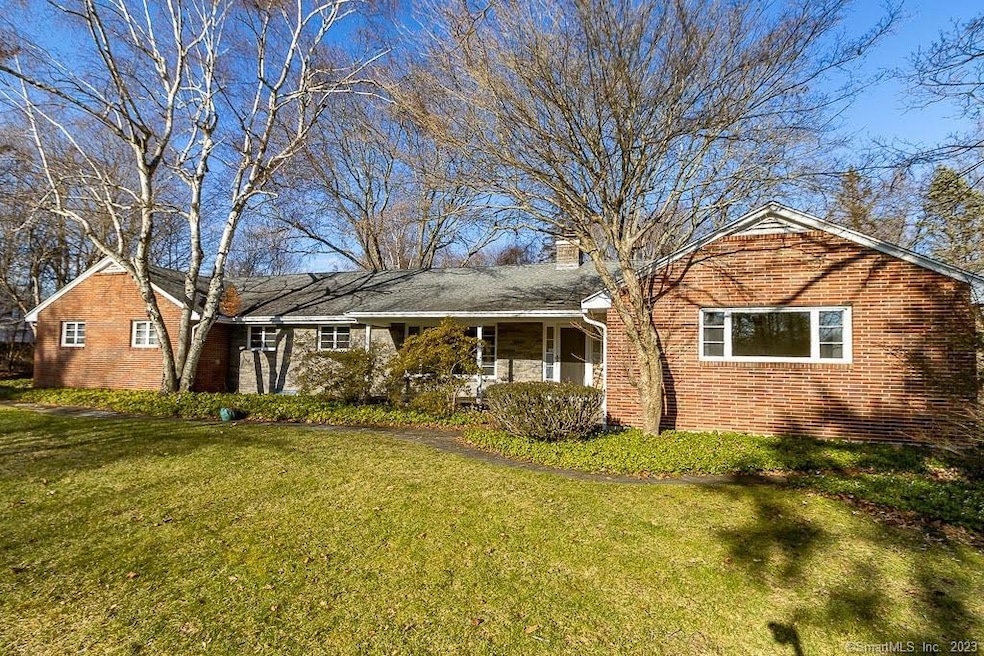 10 Valley View Dr, Windsor, CT 06095 - photo 1