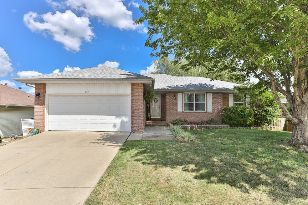 970 Creekside Place, Nixa, MO 65714 - photo 1