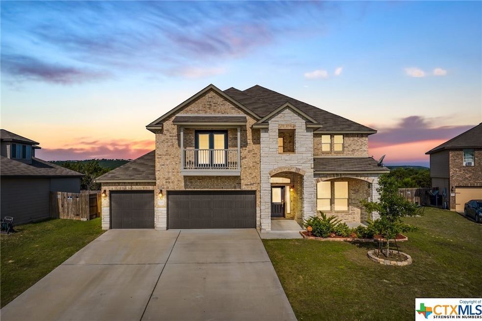 1221 Hogg Ct, Copperas Cove, TX 76522 - photo 1