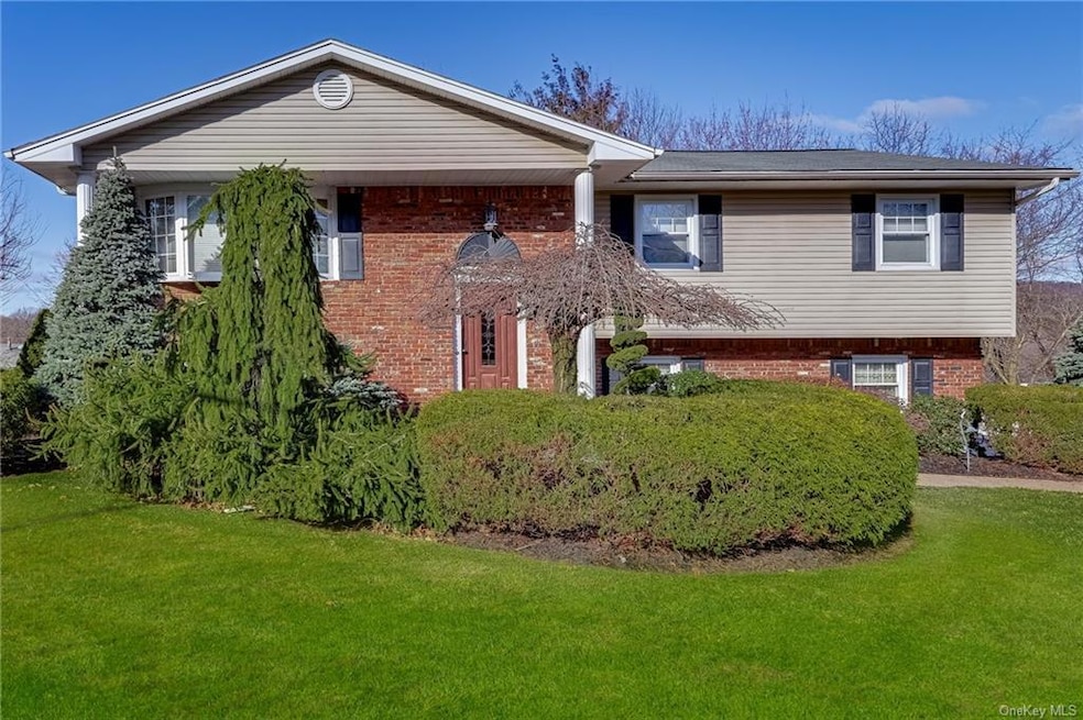 20 Hillside Dr, Thiells, NY 10984 - photo 1