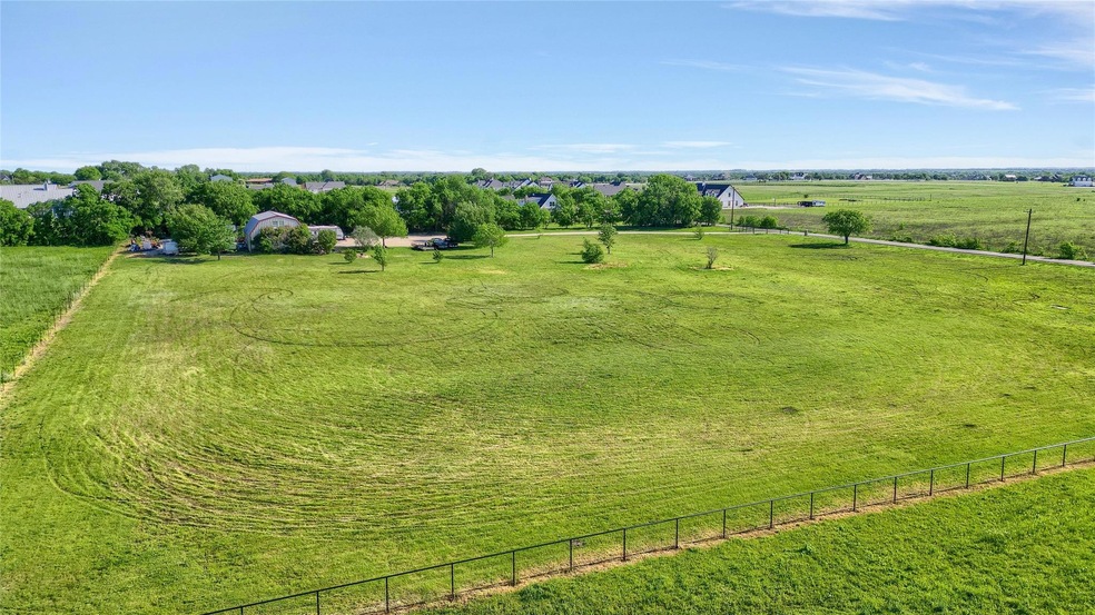 Drone / aerial view featuring a rural view