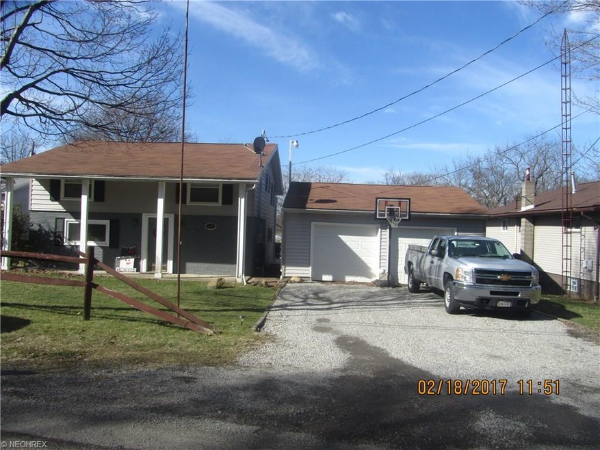 16547 Glenn St, East Liverpool, OH 43920 - photo 1