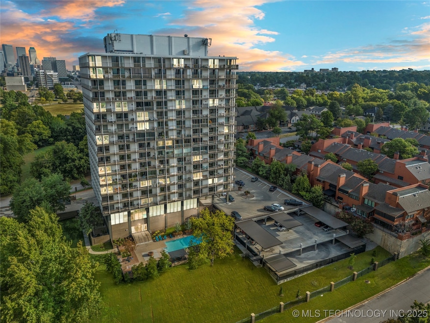 2300 Riverside Dr unit E, Tulsa, OK 74114 - photo 1