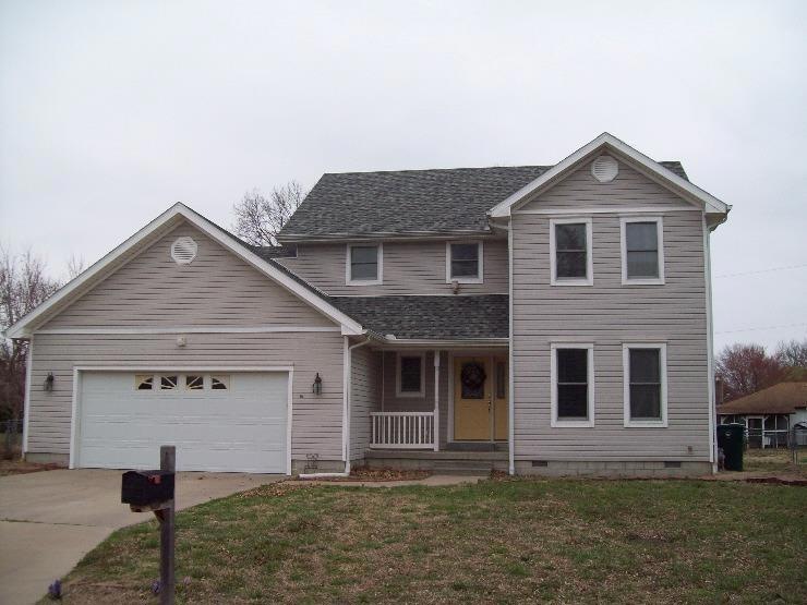 1304 S 30th Place, Parsons, KS 67357 - photo 1