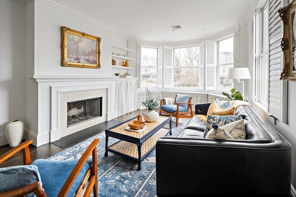 Sold $1,875,000 • Co-Listing Agent