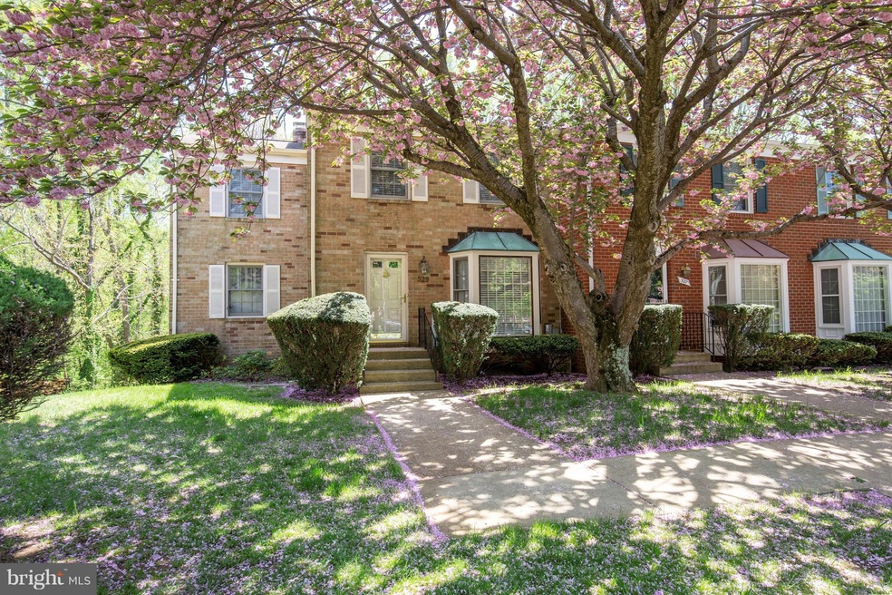 529 Bay Dale Ct, Arnold, MD 21012 - photo 1