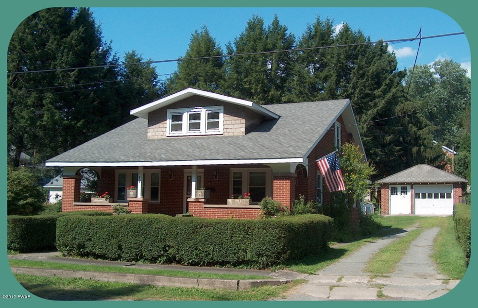 209 Prospect St, Hawley, PA 18428 - photo 1